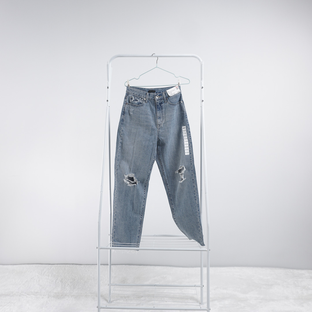 Women jeans High Rise Peg Top (Damaged 
